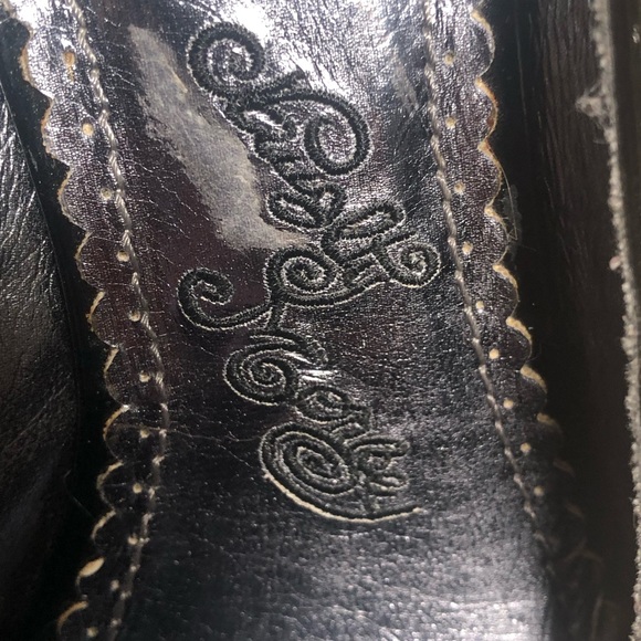 Grey 4” pumps - Picture 2 of 7